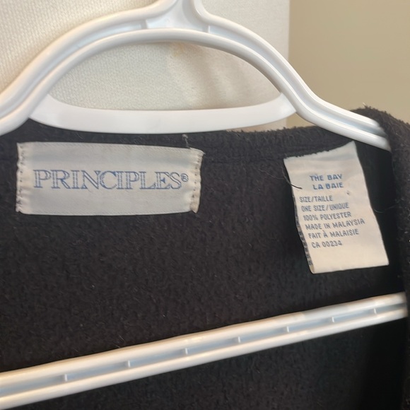 Principles Black Wrap - Picture 2 of 4